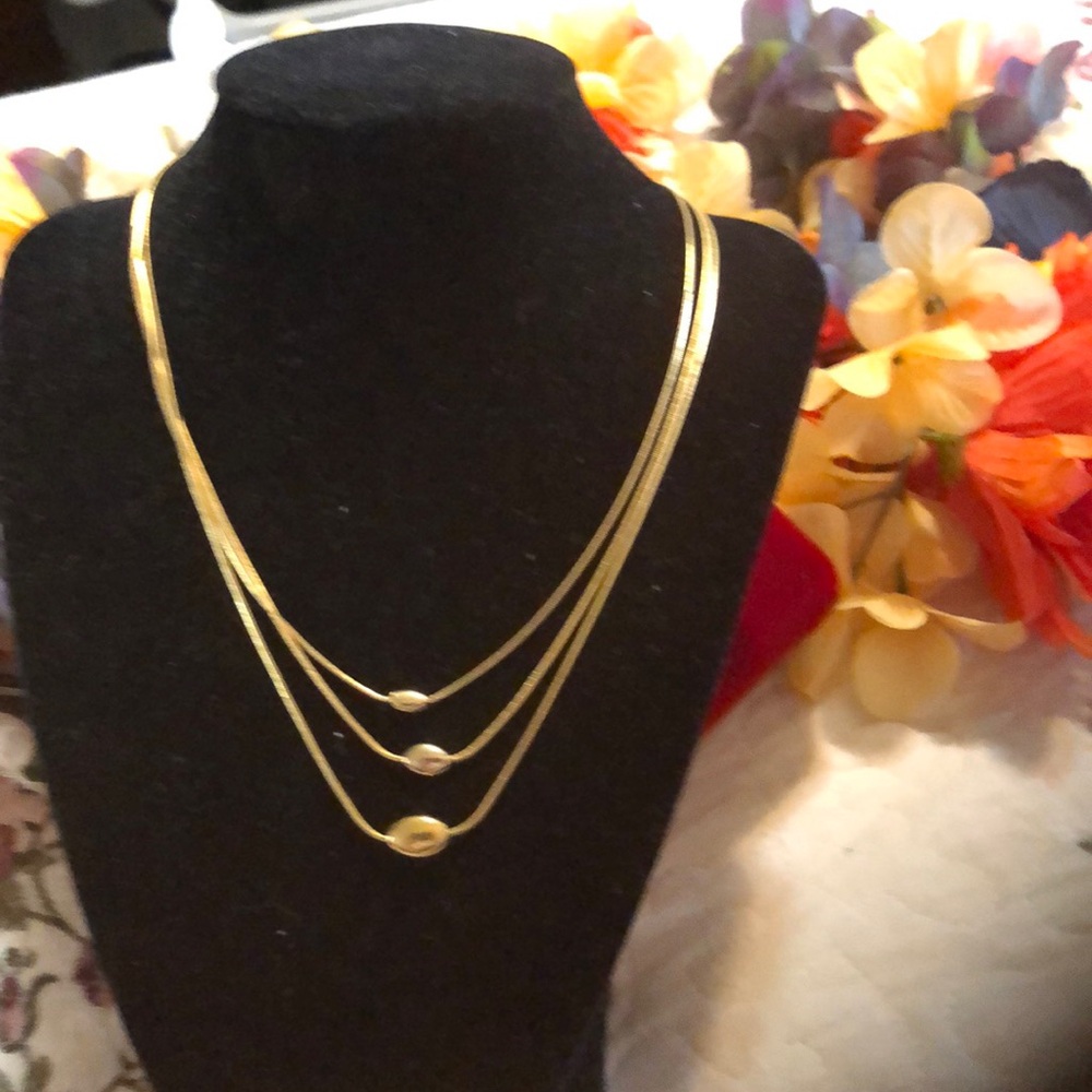 Vintage Anne Klein necklace